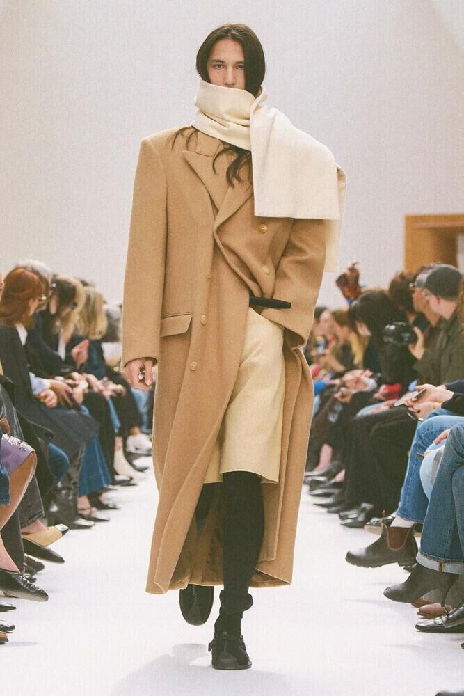 Le défilé Celine hiver 2026 à la Fashion Week de Paris
