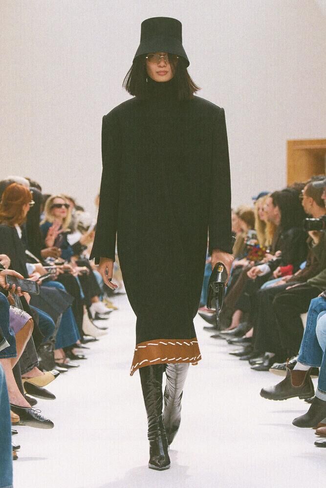 Le défilé Celine hiver 2026 à la Fashion Week de Paris