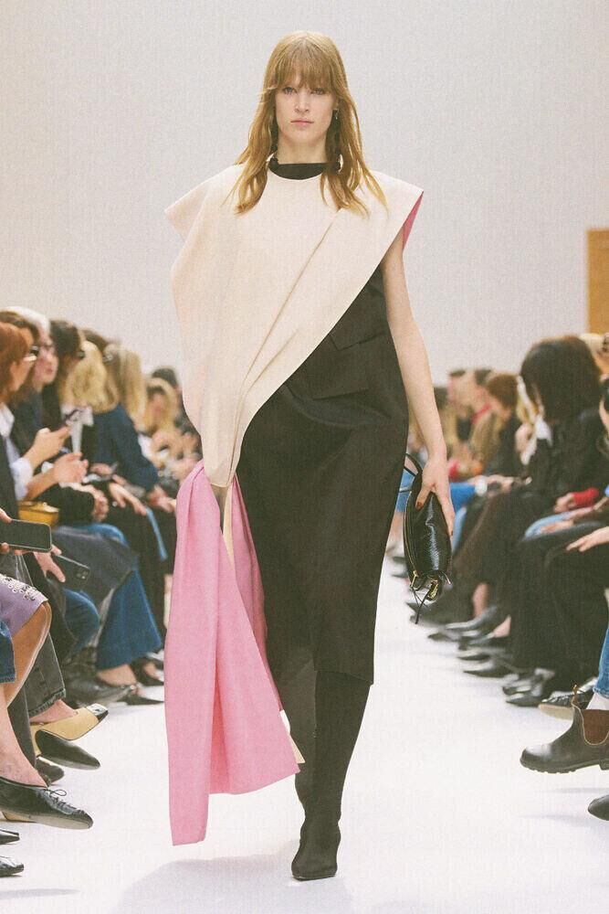 Le défilé Celine hiver 2026 à la Fashion Week de Paris