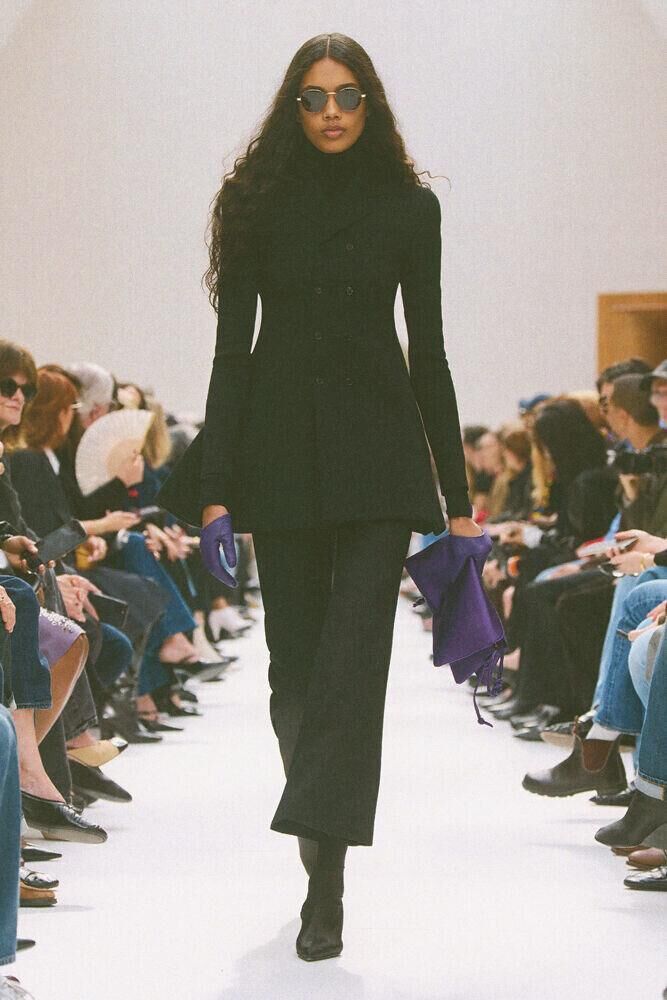 Le défilé Celine hiver 2026 à la Fashion Week de Paris
