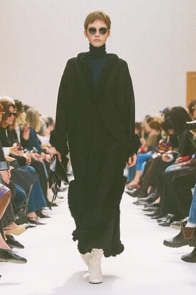 Le défilé Celine hiver 2026 à la Fashion Week de Paris