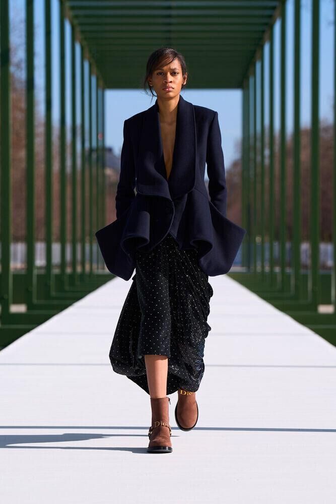 Le défilé Dior automne-hiver 2026-2027 à la Fashion Week de Paris
