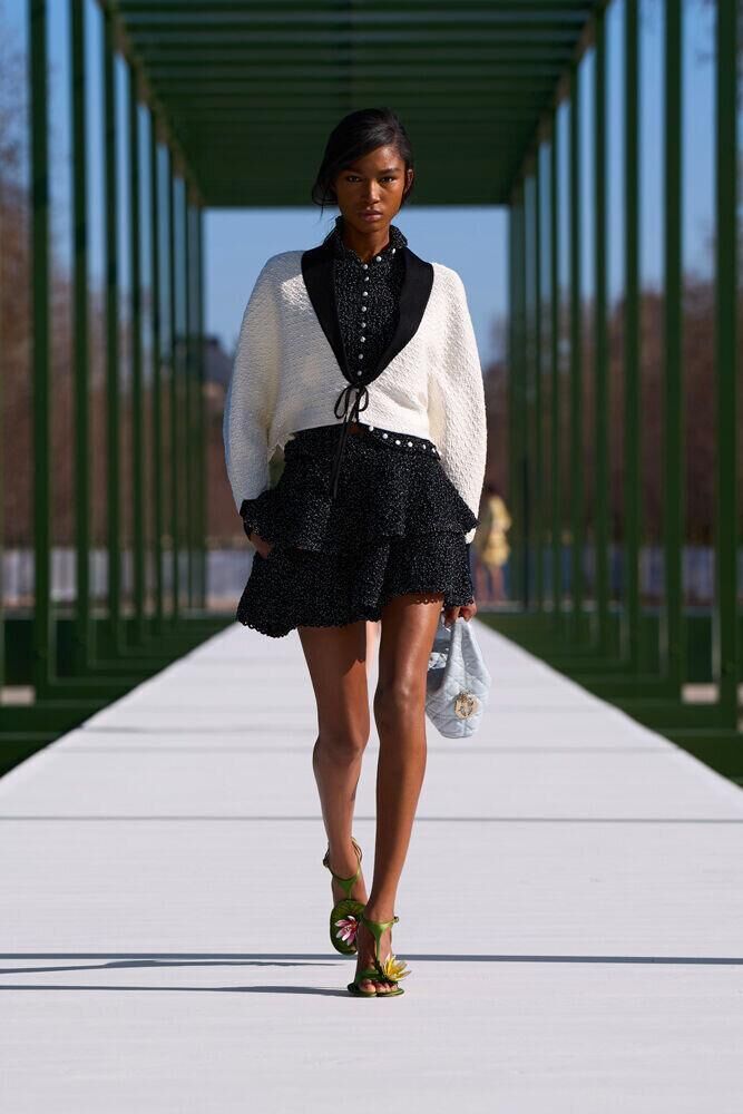 Le défilé Dior automne-hiver 2026-2027 à la Fashion Week de Paris