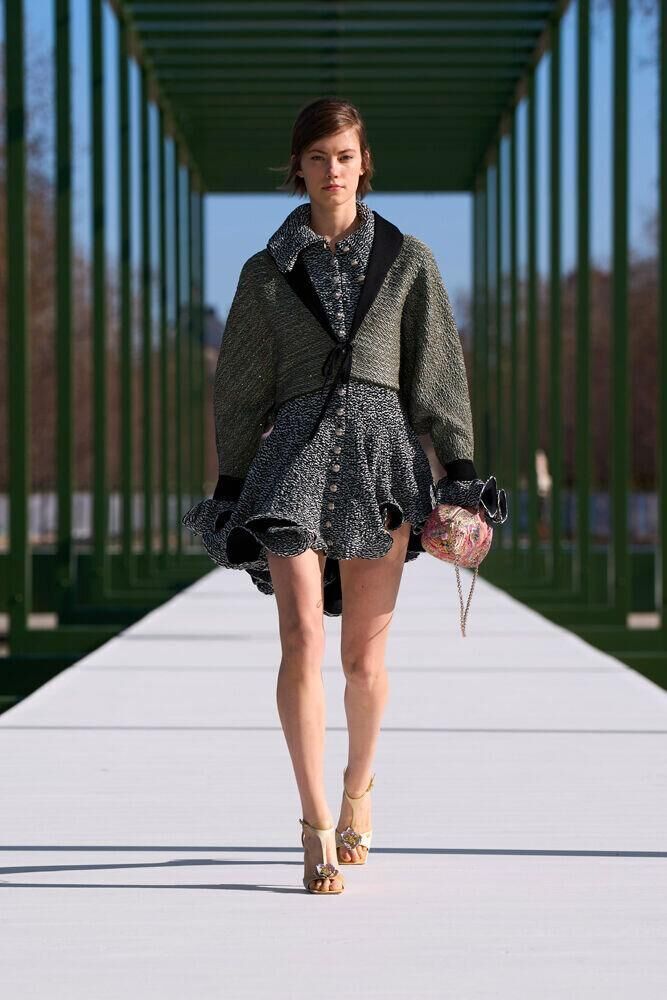 Le défilé Dior automne-hiver 2026-2027 à la Fashion Week de Paris