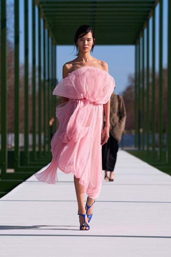 Le défilé Dior automne-hiver 2026-2027 à la Fashion Week de Paris