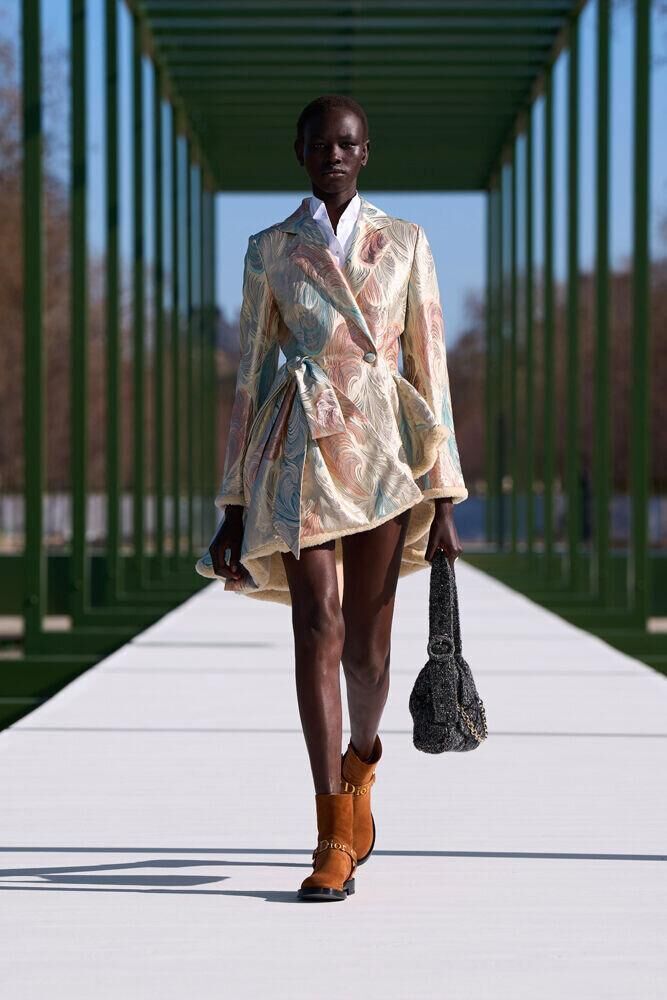 Le défilé Dior automne-hiver 2026-2027 à la Fashion Week de Paris