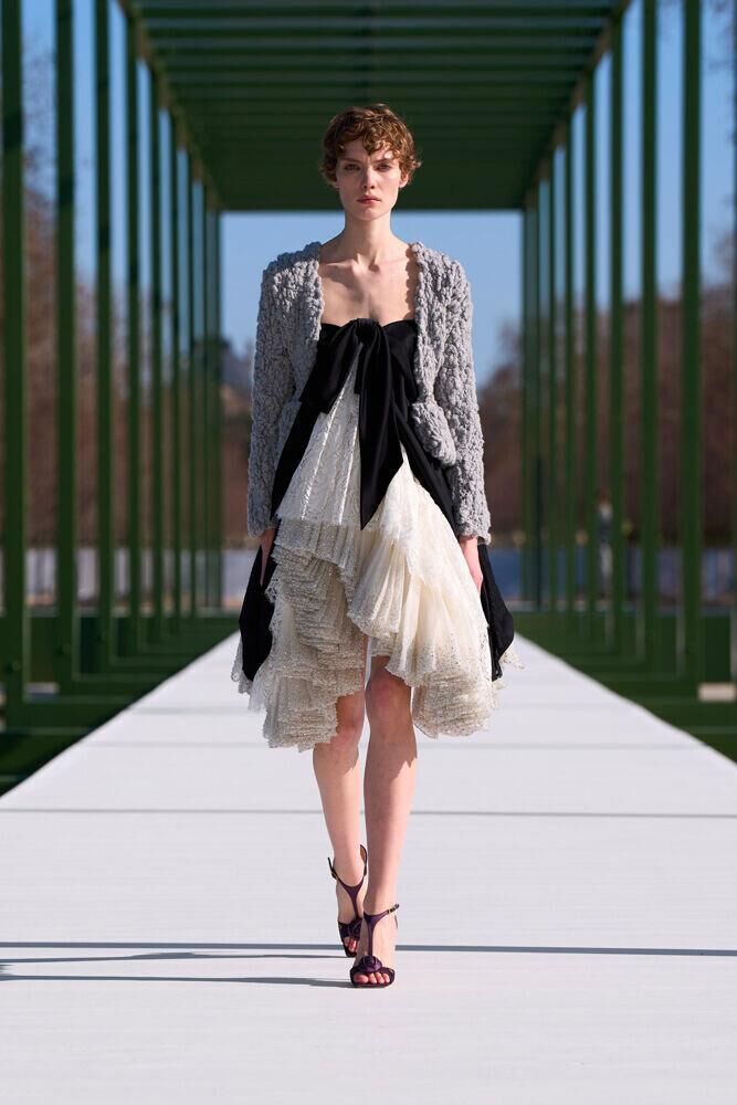 Le défilé Dior automne-hiver 2026-2027 à la Fashion Week de Paris
