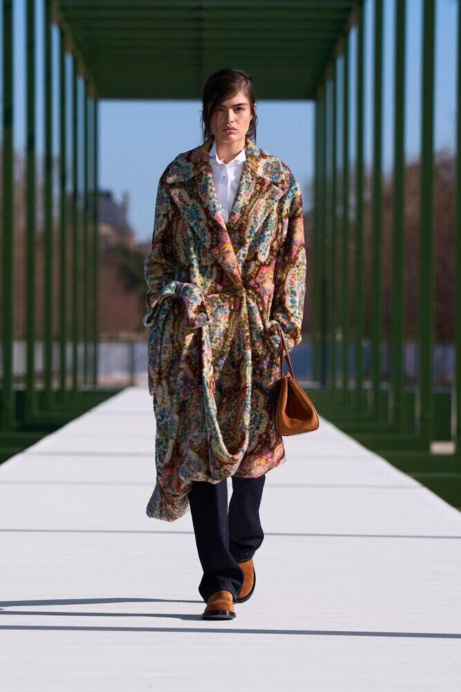Le défilé Dior automne-hiver 2026-2027 à la Fashion Week de Paris