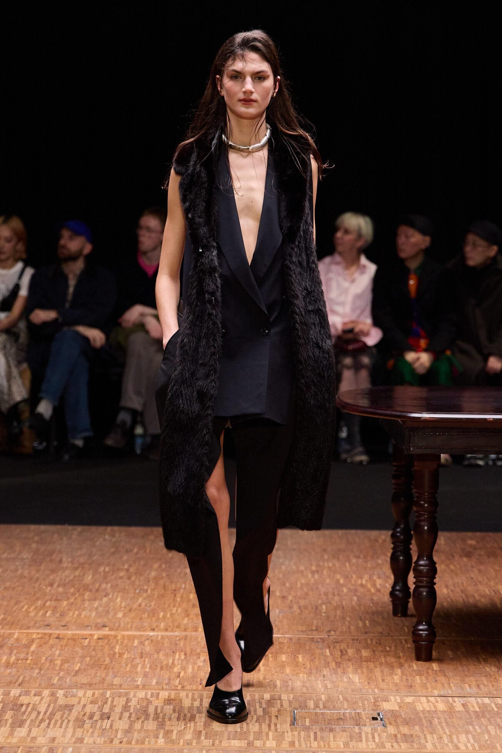 Le défilé Hodakova automne-hiver 2026-2027 à la Fashion Week de Paris
