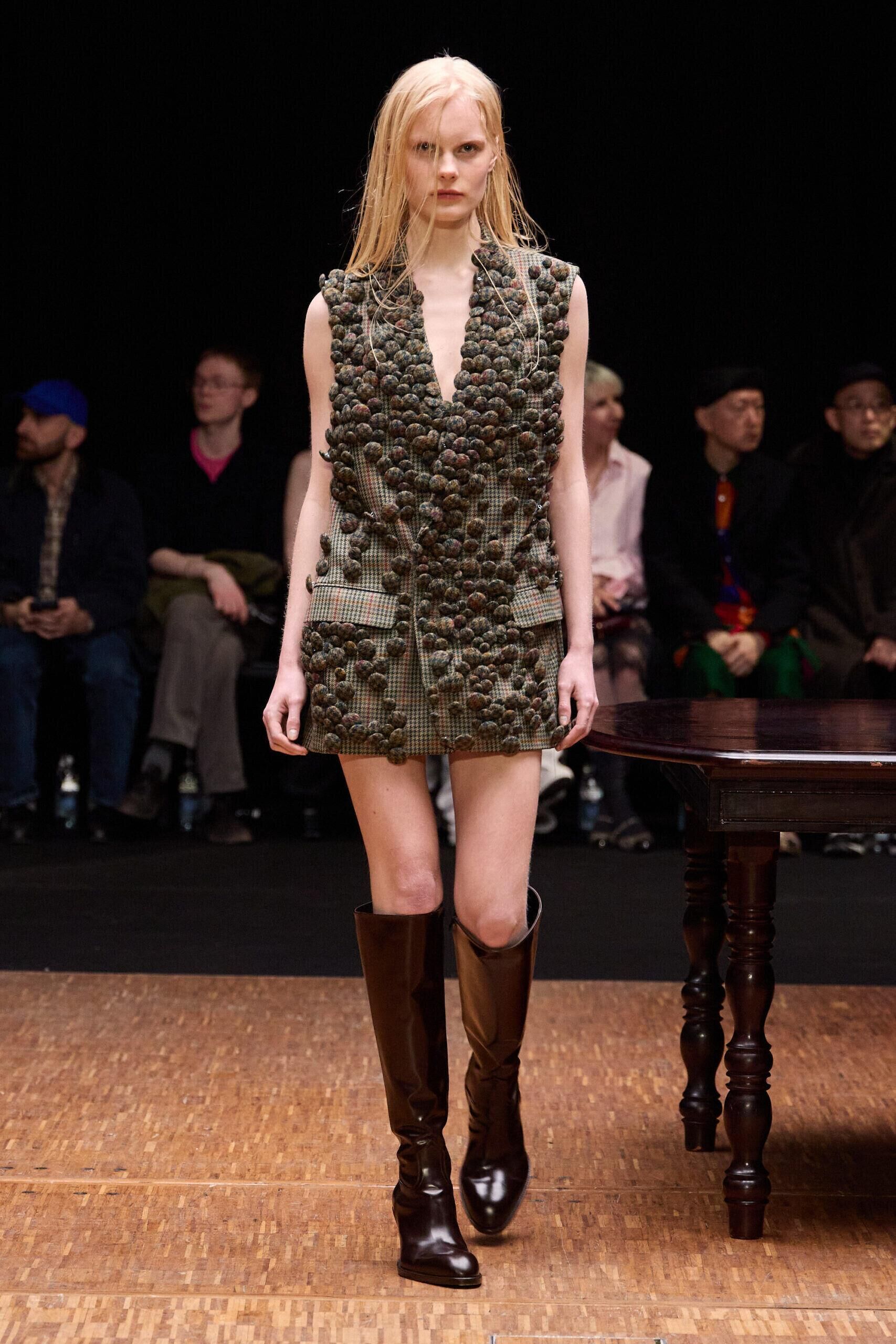Le défilé Hodakova automne-hiver 2026-2027 à la Fashion Week de Paris