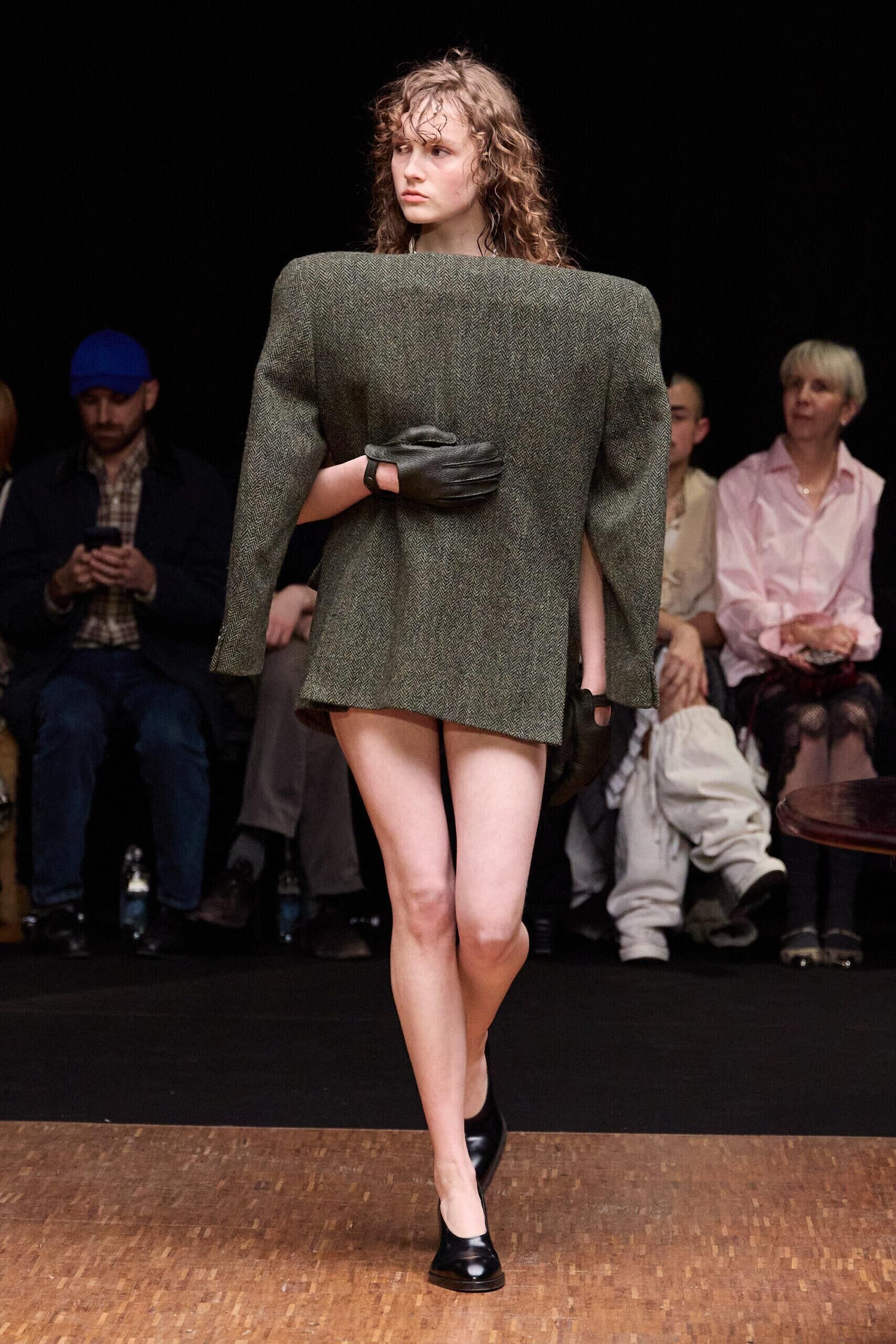 Le défilé Hodakova automne-hiver 2026-2027 à la Fashion Week de Paris