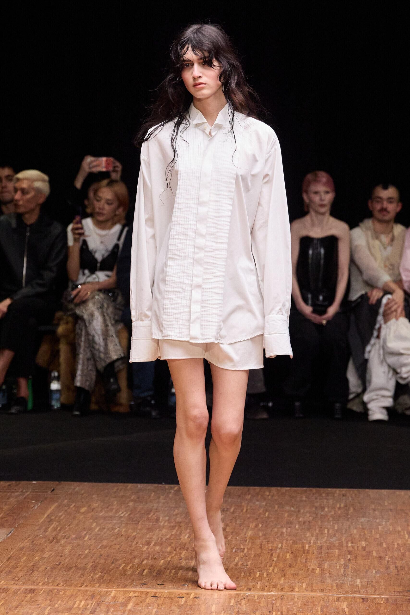 Le défilé Hodakova automne-hiver 2026-2027 à la Fashion Week de Paris