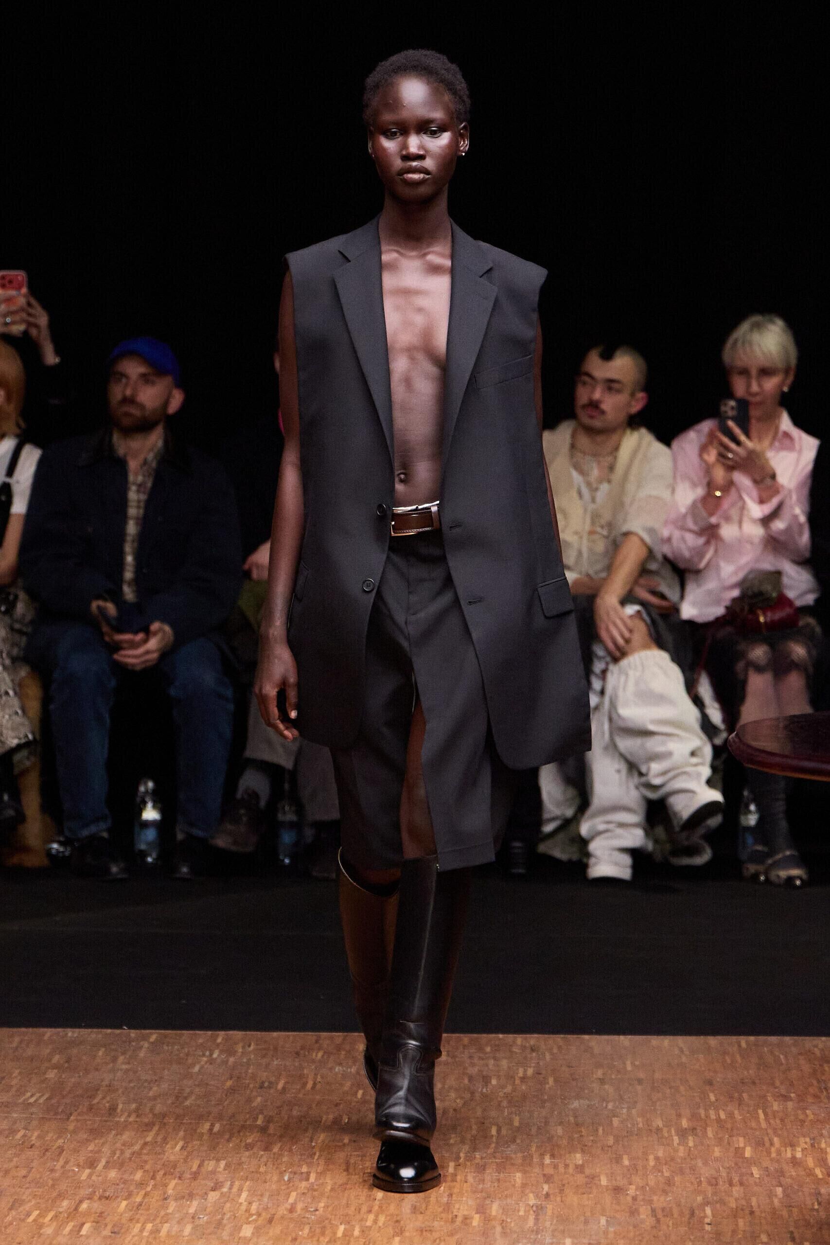Le défilé Hodakova automne-hiver 2026-2027 à la Fashion Week de Paris