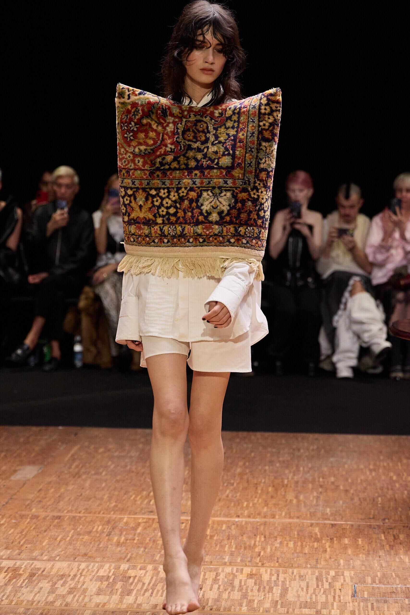 Le défilé Hodakova automne-hiver 2026-2027 à la Fashion Week de Paris