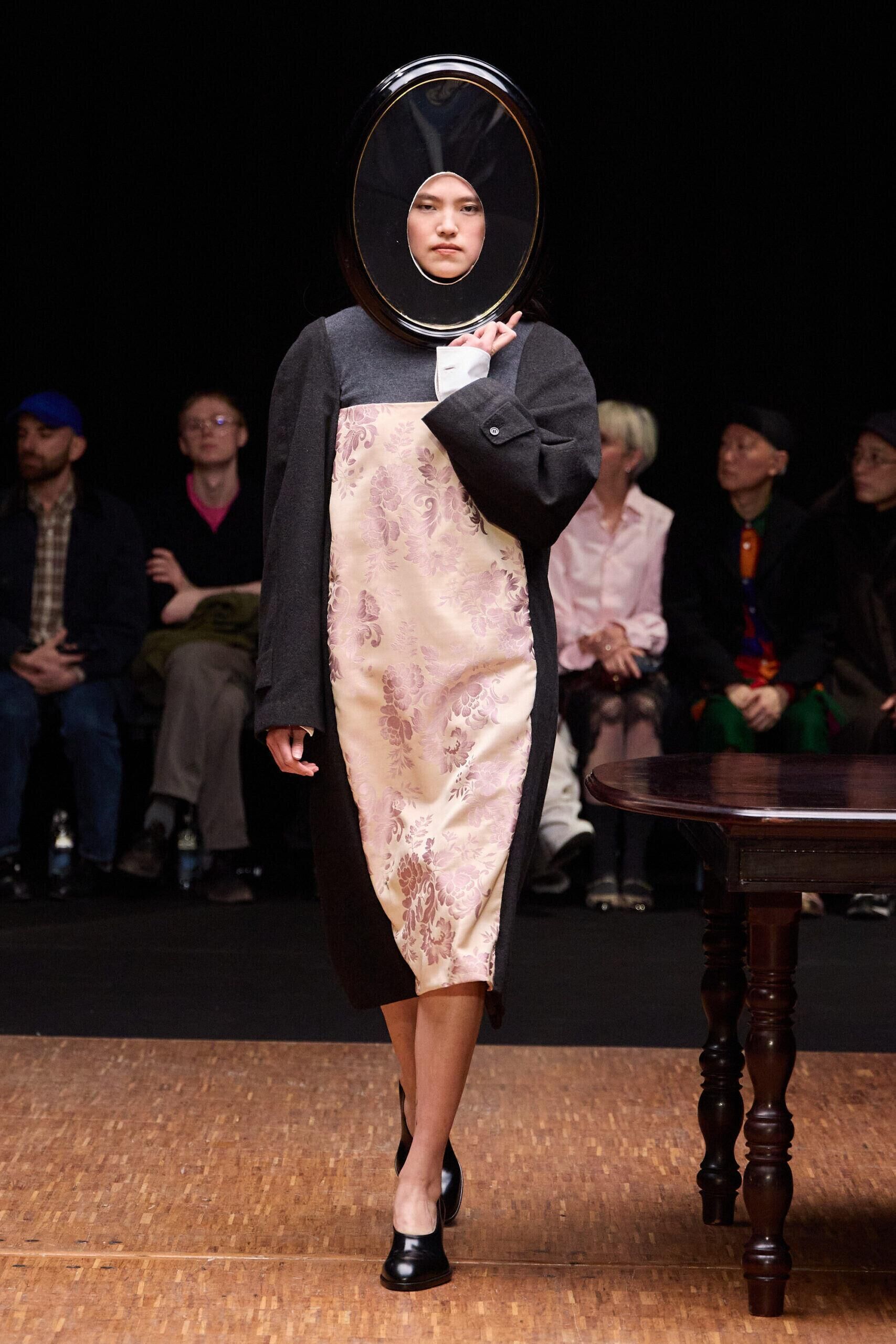 Le défilé Hodakova automne-hiver 2026-2027 à la Fashion Week de Paris