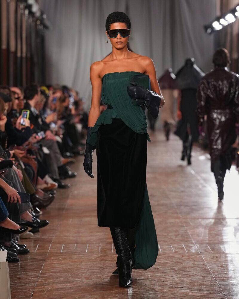 Le défilé Lanvin automne-hiver 2026-2027 à la Fashion Week de Paris