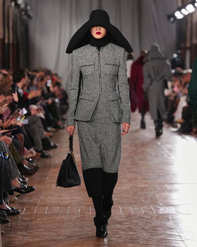 Le défilé Lanvin automne-hiver 2026-2027 à la Fashion Week de Paris