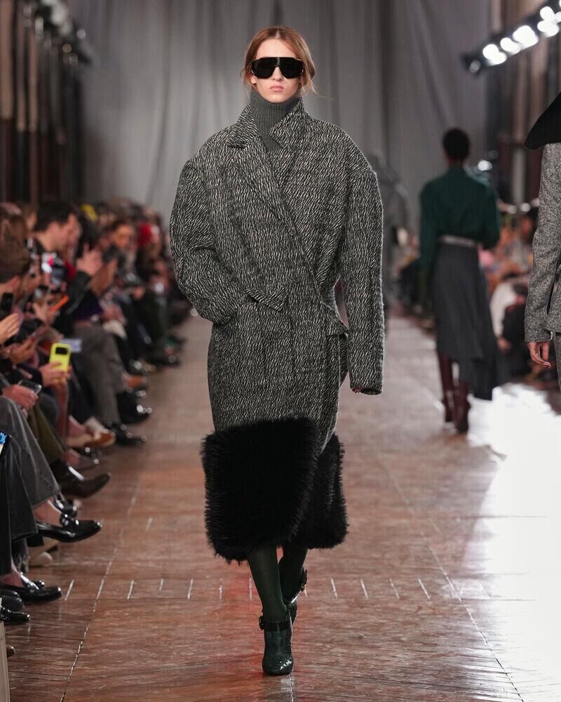 Le défilé Lanvin automne-hiver 2026-2027 à la Fashion Week de Paris