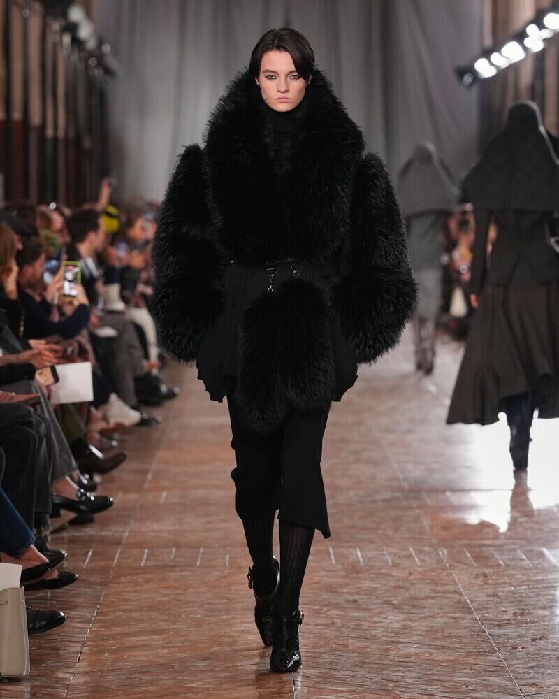 Le défilé Lanvin automne-hiver 2026-2027 à la Fashion Week de Paris