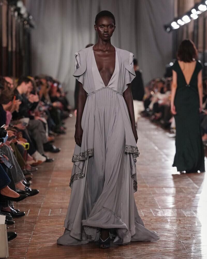 Le défilé Lanvin automne-hiver 2026-2027 à la Fashion Week de Paris