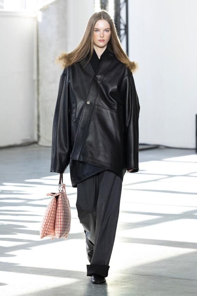 Le défilé Marie Adam-Leenaerdt automne-hiver 2026-2027 à la Fashion Week de Paris