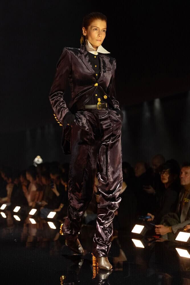 Le défilé Schiaparelli automne-hiver 2026-2027 à la Fashion Week de Paris