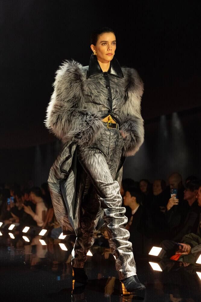 Le défilé Schiaparelli automne-hiver 2026-2027 à la Fashion Week de Paris