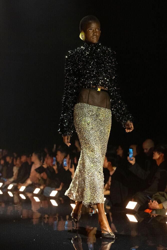 Le défilé Schiaparelli automne-hiver 2026-2027 à la Fashion Week de Paris