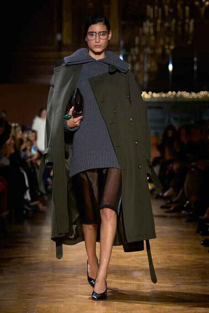 Le défilé Victoria Beckham automne-hiver 2026-2027 à la Fashion Week de Paris