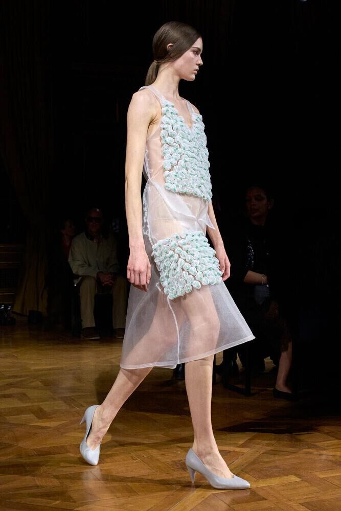 Le défilé Victoria Beckham automne-hiver 2026-2027 à la Fashion Week de Paris