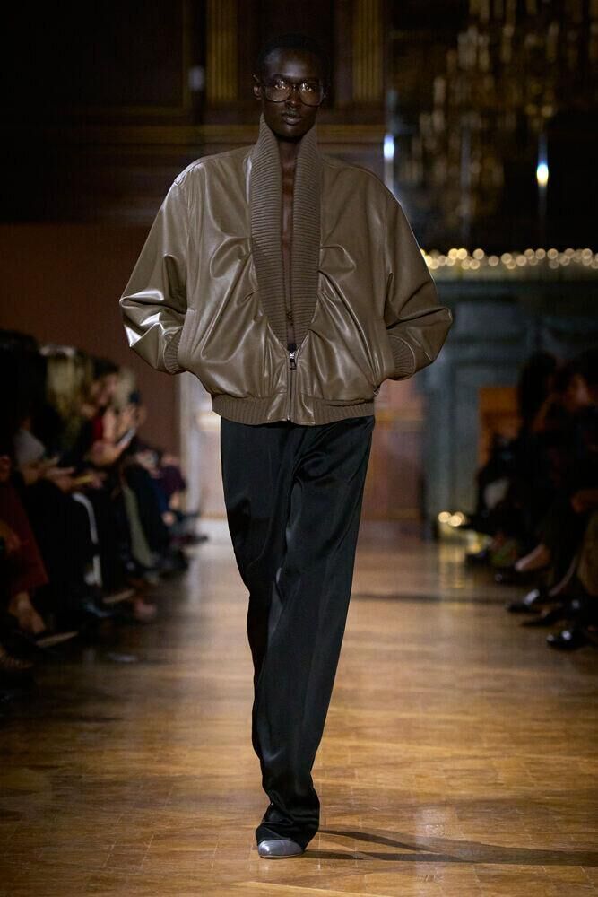 Le défilé Victoria Beckham automne-hiver 2026-2027 à la Fashion Week de Paris