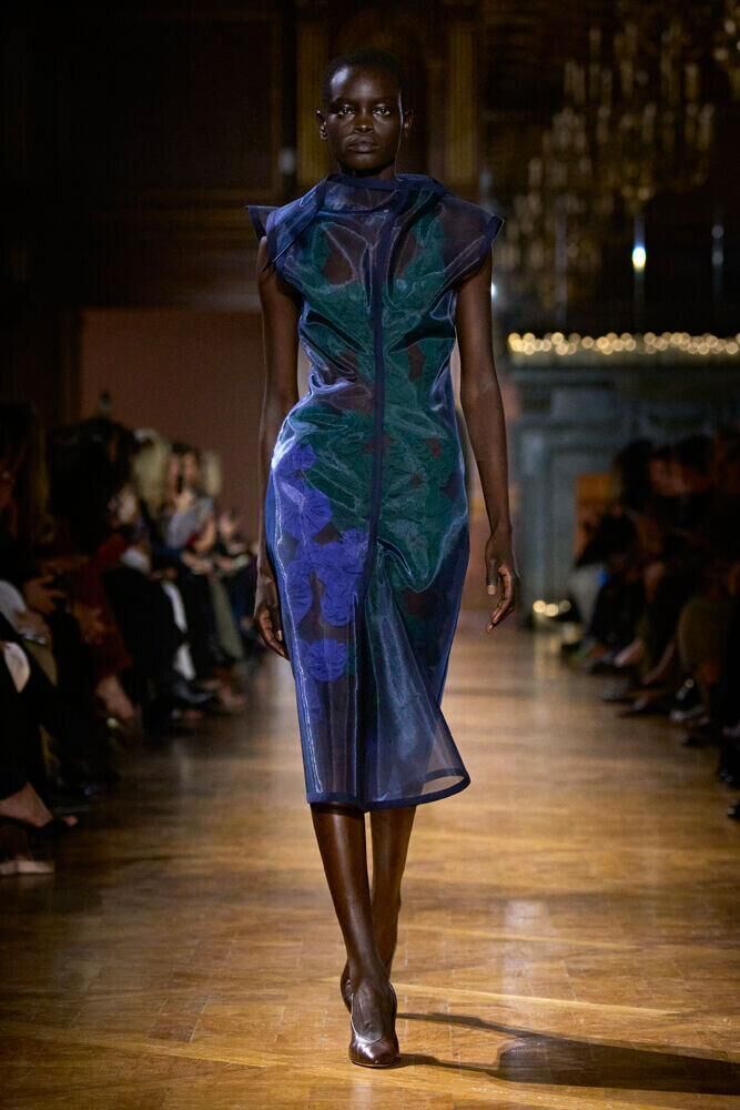 Le défilé Victoria Beckham automne-hiver 2026-2027 à la Fashion Week de Paris
