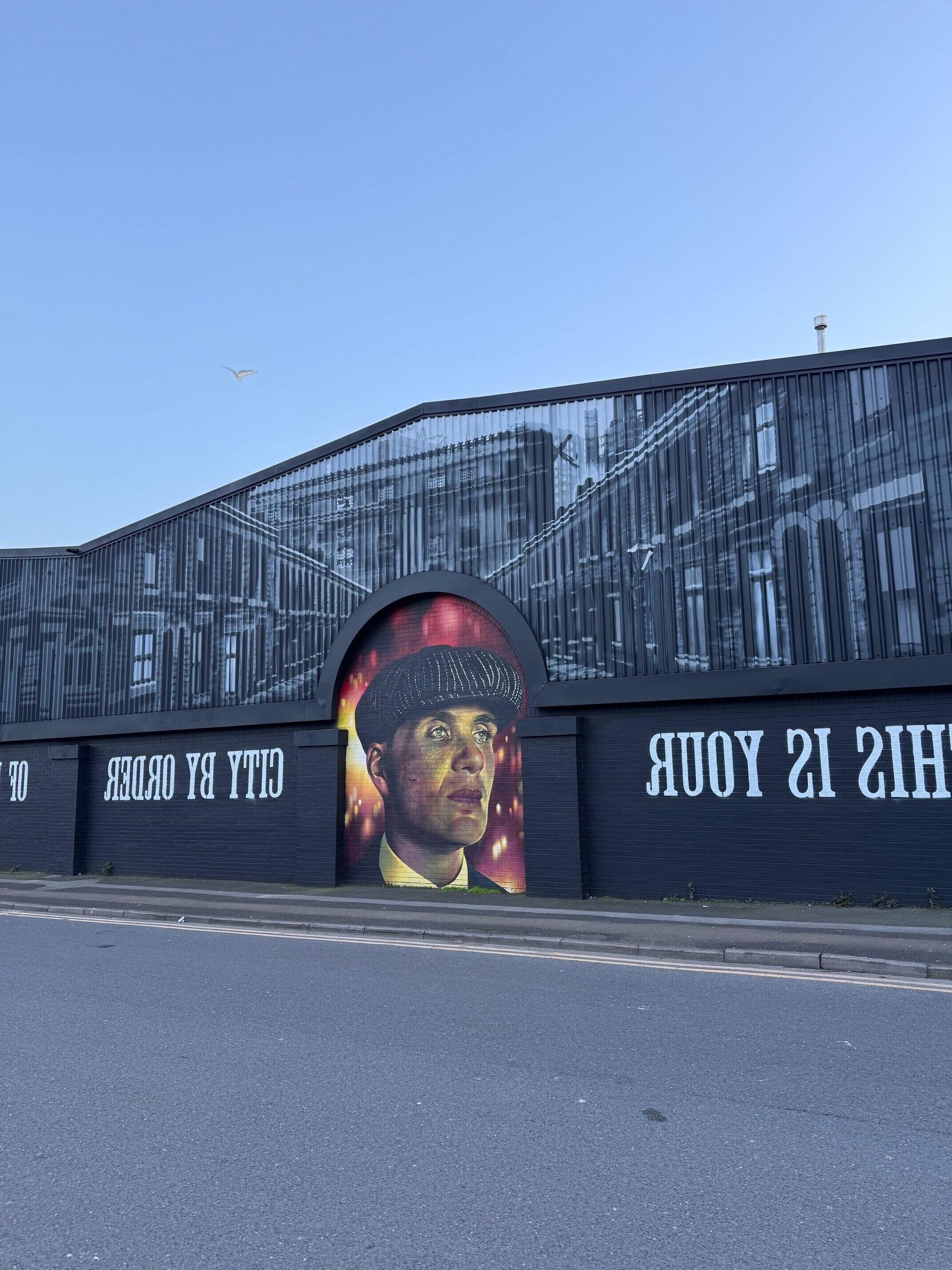 La fresque murale Peaky Blinders à Birmingham.