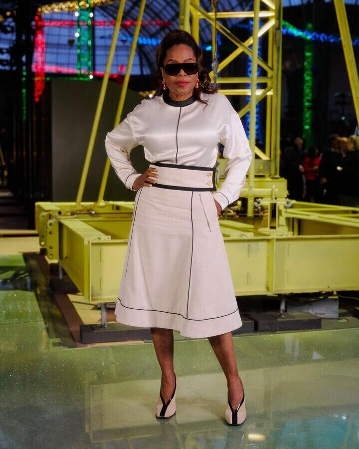 oprah winfrey au defile chanel automne-hiver 2026-2027 à la fashion week de paris