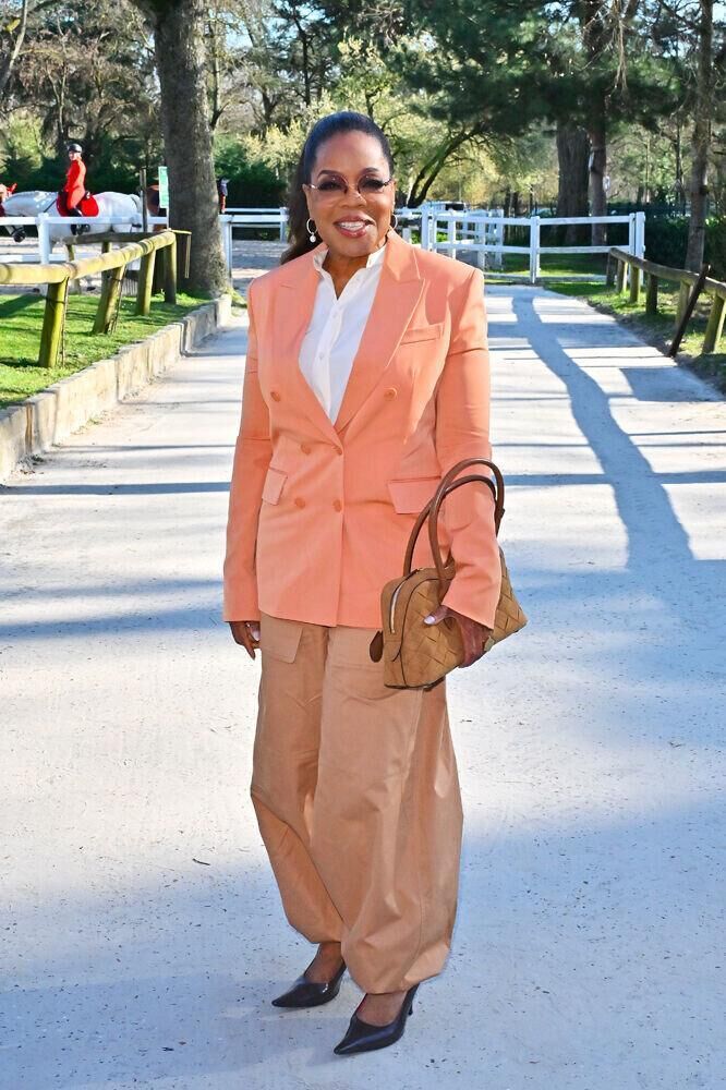 Oprah Winfrey au défilé stella mccartney automne-hiver 2026-2027 à la fashion week de paris