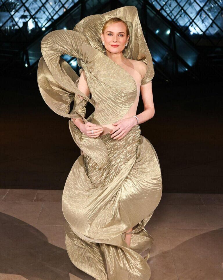 Diane Kruger en Iris van Herpen et bijoux Tiffany and co.