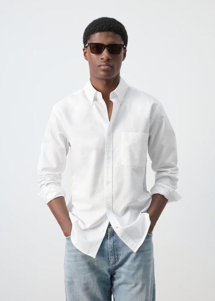 Chemise blanche, 69 €, Mango.