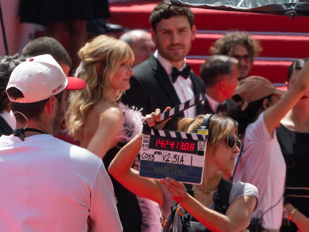 Laura Dern sur le tournage de The White Lotus, le 26 mai 2026 à Cannes © Arnold Jerocki/GC Images.