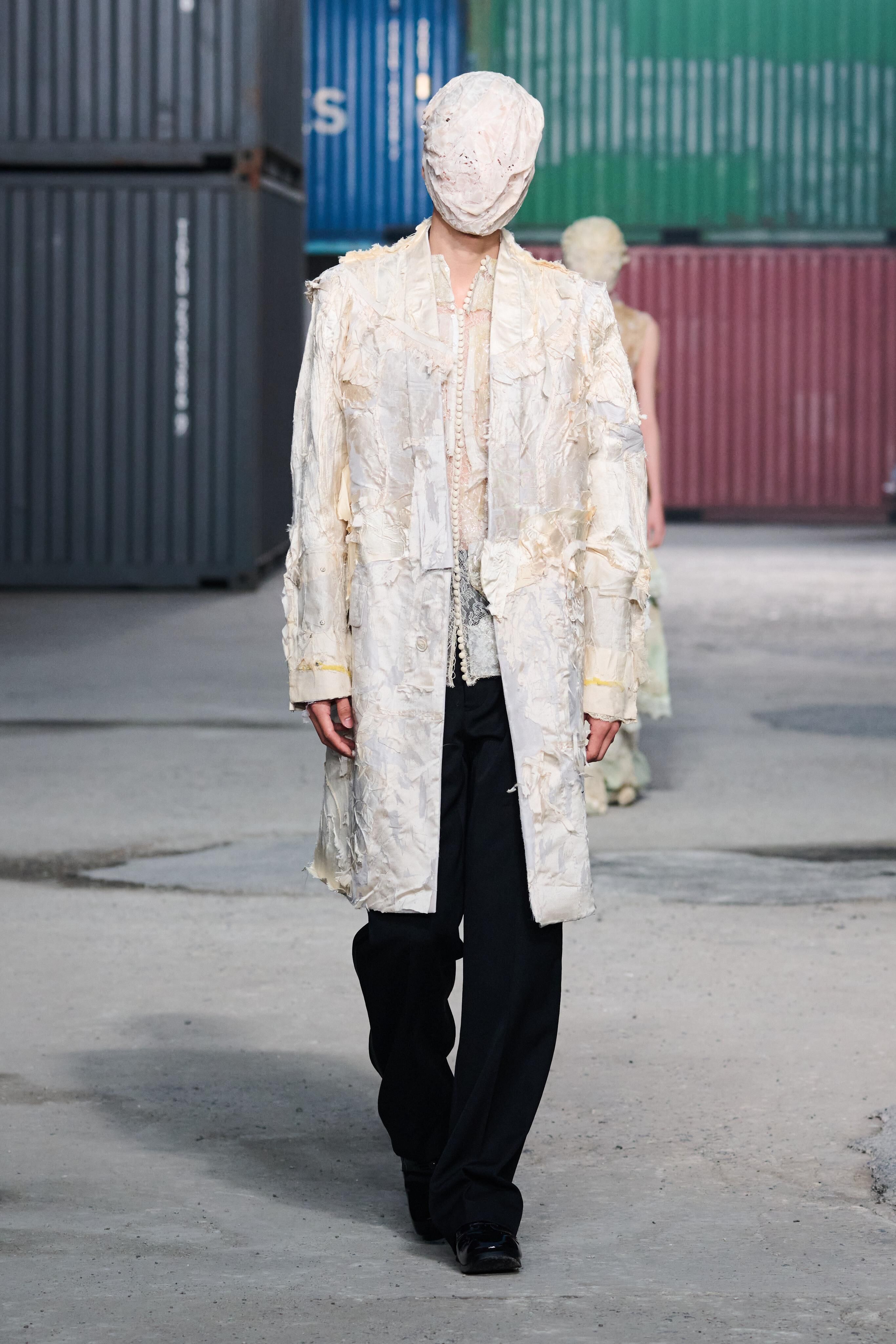 Le défilé Maison Margiela Artisanal et prêt-à-porter automne-hiver 2026-2027.