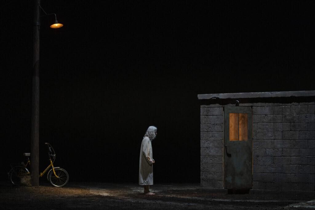 Pièce de théâtre Mami, Mario Banushi aux Ateliers Berthier