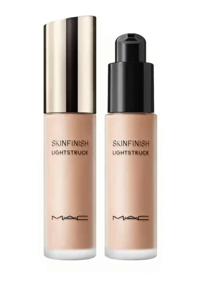 Le fond de teint SkinFinish de Mac.
