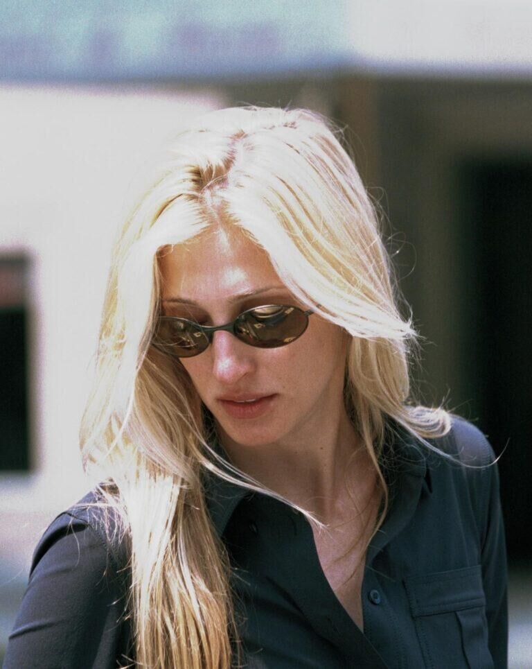 Carolyn Bessette.