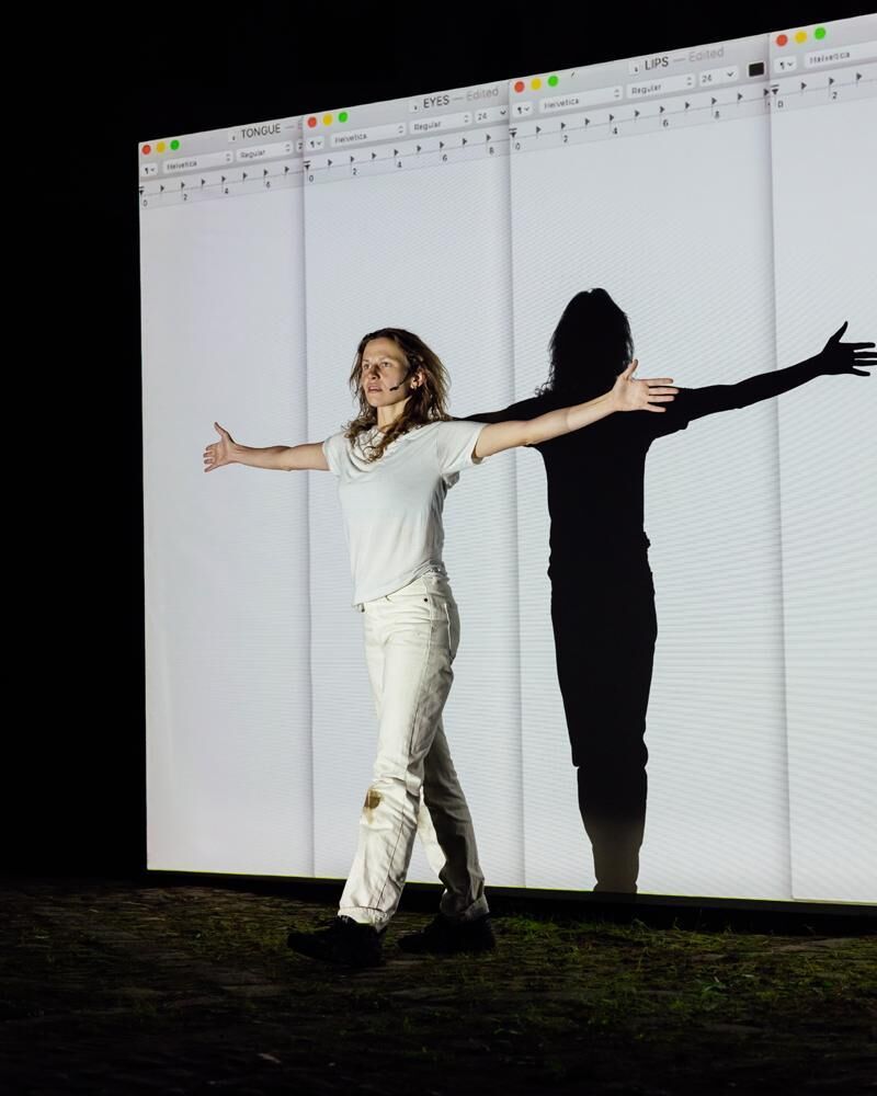 Submission Submission de Bryana Fritz au Palais de Tokyo pour le festival Plan D avec le Centre national de la danse