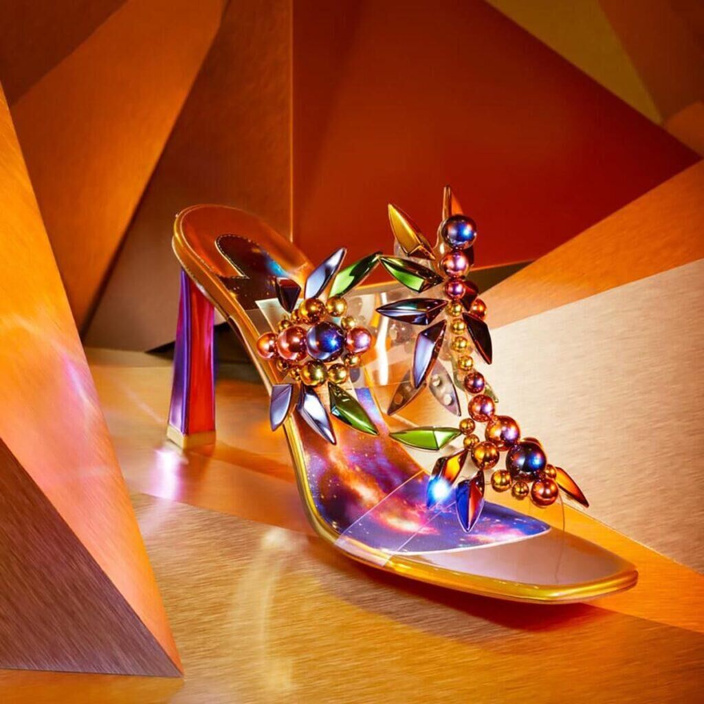 La collaboration Christian Louboutin x Marvel.