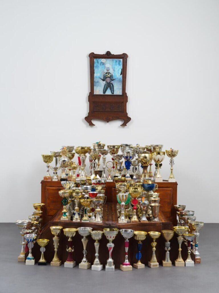 Exposition Who's Gonna Save The World? de Ladji Diaby à Lafayette Anticipations.
