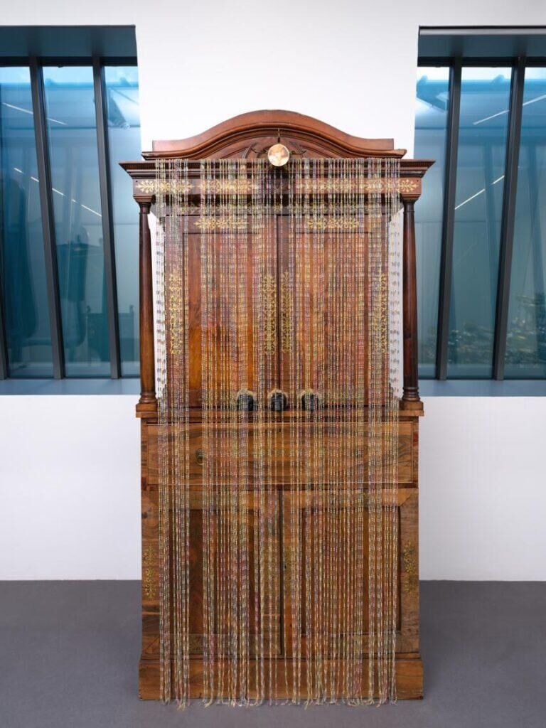 Exposition Who's Gonna Save The World? de Ladji Diaby à Lafayette Anticipations.