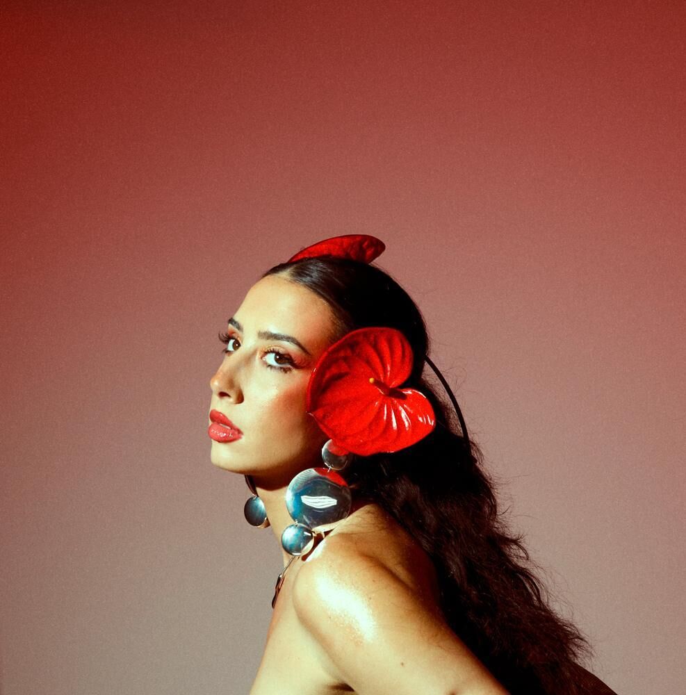interview et portrait de la chanteuse Naïka