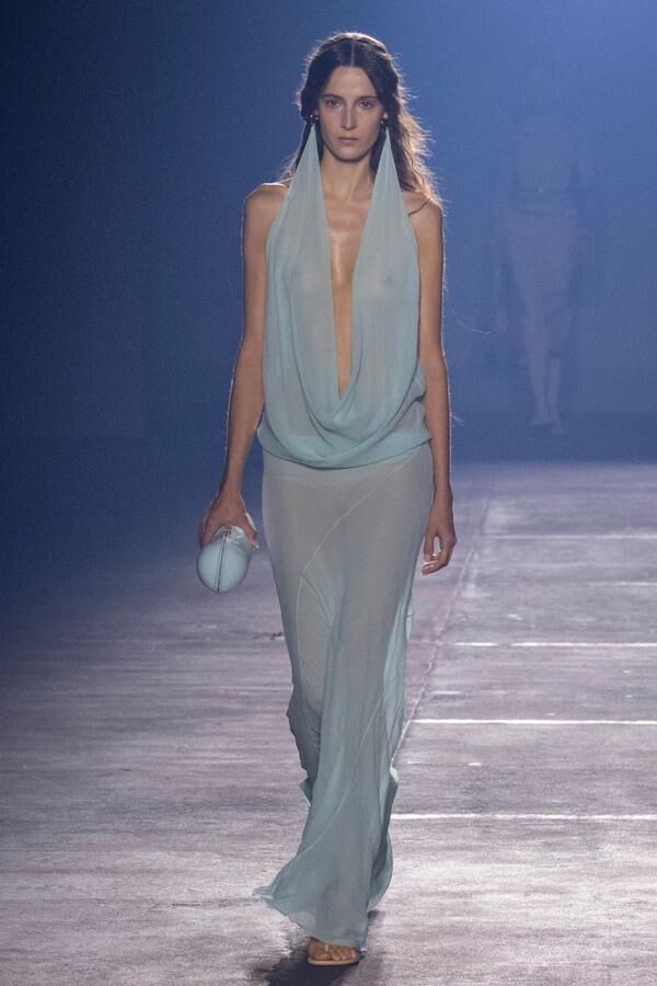 défilé mugler printemps-été 2026 robe transparente tendance