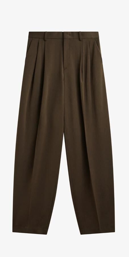 pantalon de tailleur tendance tailleur printemps-ete 2026 the frankie shop