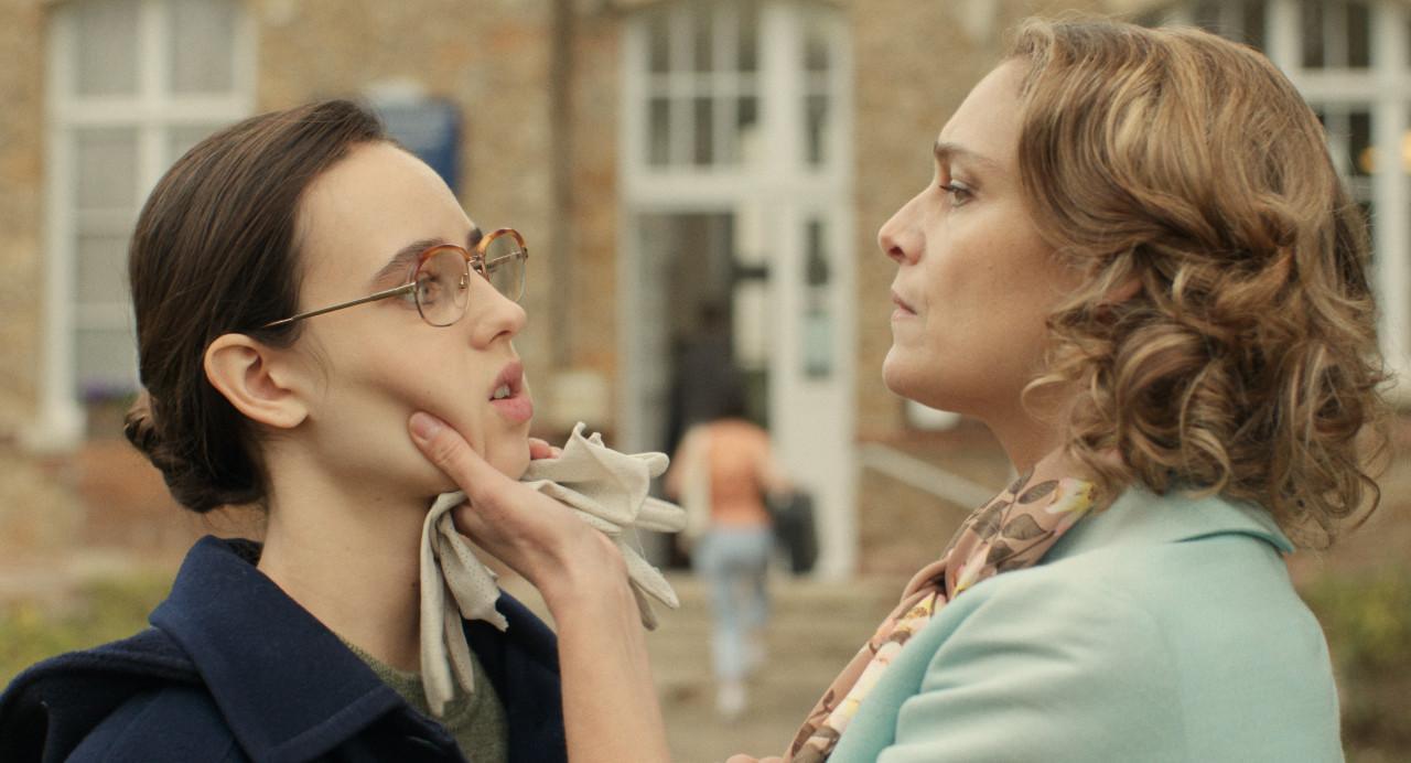 Tess Barthélemy dans le film Mémoire de fille.